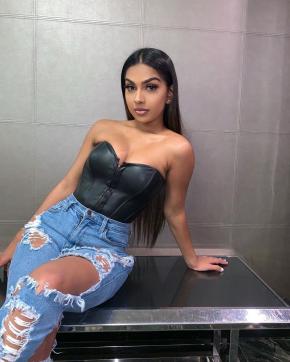 MISS LUCY - Escort lady Dubai 4