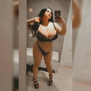 Ella - Escort lady Berlin 3