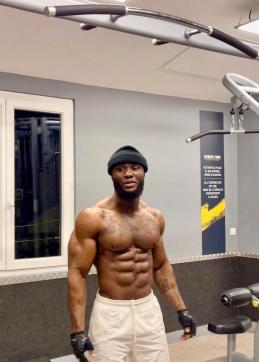 Cesar - Escort mens Paris 3