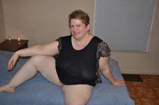 Julia - Escort lady Knoxville 4