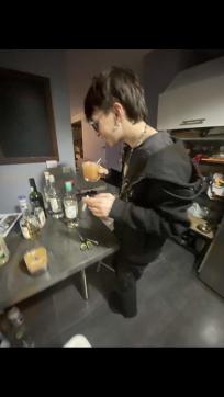 Velia - Escort lesbian Paris 2