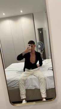 777 - Escort gay Augsburg 9