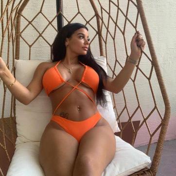 Tania - Escort lady Dubai 4