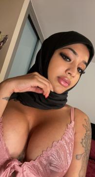 Coraline Khan - Escort lady Cairo 9