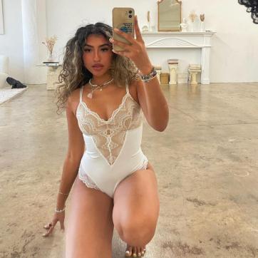 Sienna - Escort lady Alexandria 2