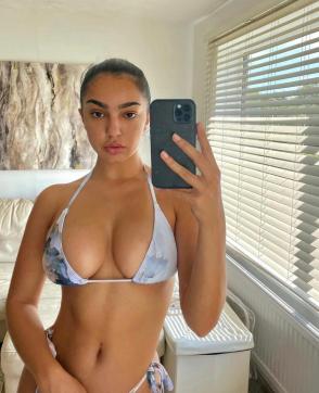 Savannah - Escort lady Alexandria 3