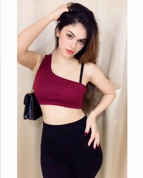 Nisha Catto - Escort lady Dubai 3