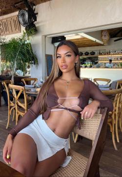 Alexis - Escort ladies Alexandria 1