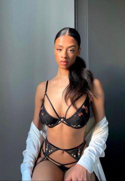 isla - Escort ladies Cairo 1