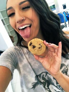 Caroline - Escort lady Besançon 3