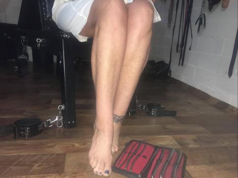 Lady Ina - Escort dominatrix Salzgitter 3