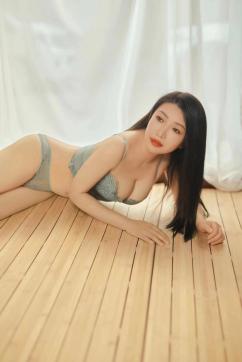 Duna - Escort lady Cairo 6