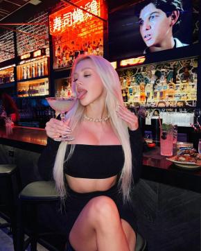 Monika - Escort lady Dubai 2