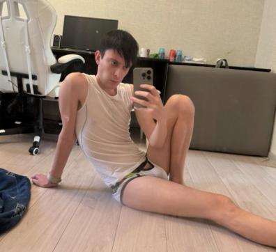 Oleksii - Escort gay Kiev 4