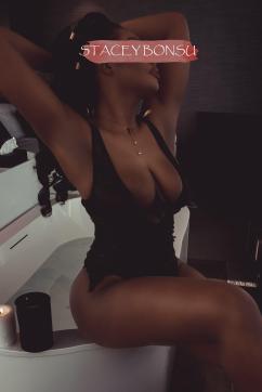Stacey Bonsu - Escort lady Amsterdam 2