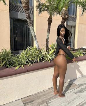 Cheerio - Escort lady Dakar 3