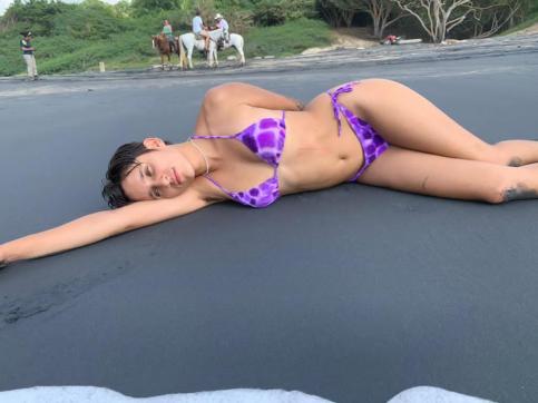 Aisha Kitty - Escort lady Berlin 6