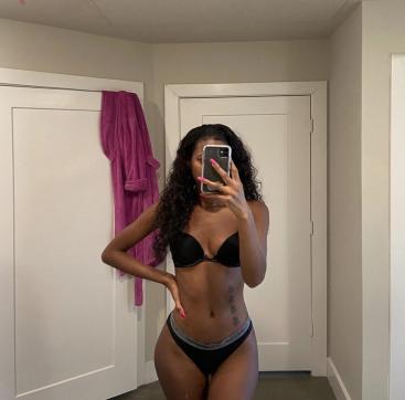 Laura sexy - Escort lady Dubai 13