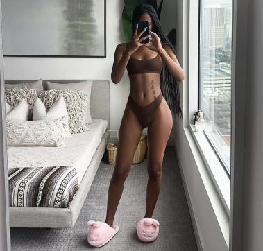 Laura sexy - Escort lady Dubai 3