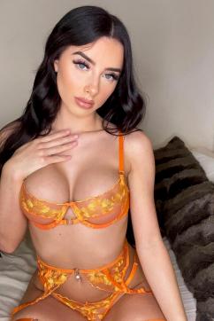 Amelia - Escort lady Abu Dhabi 3
