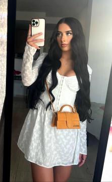 Amelia - Escort lady Abu Dhabi 4