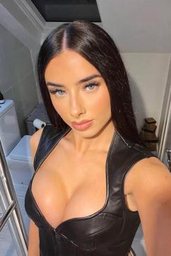 Amelia - Escort lady Abu Dhabi 5