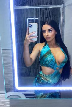 Amelia - Escort lady Abu Dhabi 6