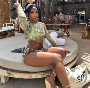 Myla - Escort lady Dubai 5