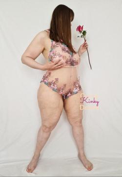 Curvy Kinky - Escort ladies Essen 1