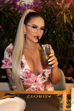 Lillian - Escort lady Dubai 7