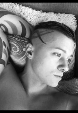 FFistTattooPierc - Escort gays Dresden 1