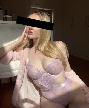 Sina - Escort lady Hamburg 3