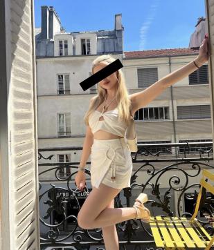 Sina - Escort lady Hamburg 4