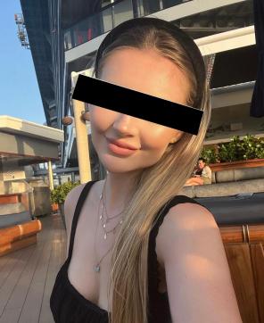 Sina - Escort lady Hamburg 6