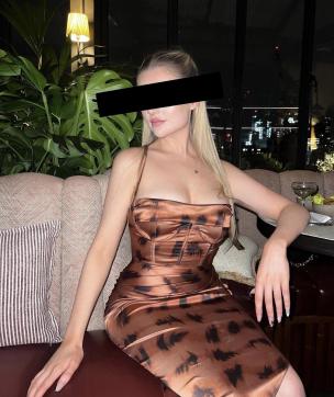 Sina - Escort lady Hamburg 9