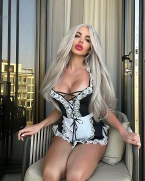 Adriana - Escort lady Dubai 4