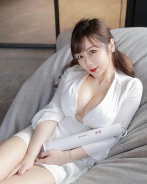 Pandora - Escort lady Prague 2