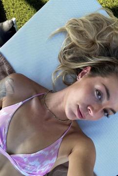 Valentina - Escort lady Dubai 6