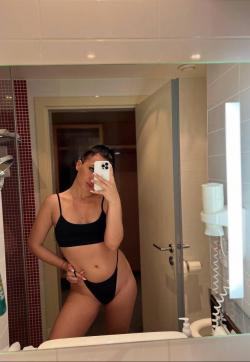 Alina - Escort ladies Paris 1