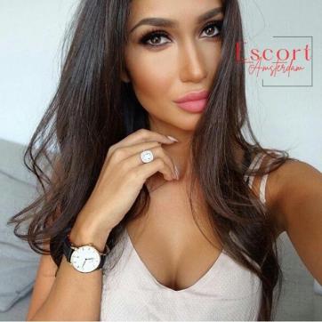 Gabby - Escort lady Amsterdam 3