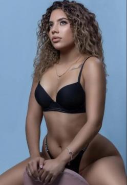 Lorena - Escort lady Abu Dhabi 2