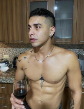 Chriistiian - Escort gay Frankfurt 2