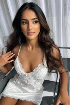 Ganya - Escort lady Berlin 2