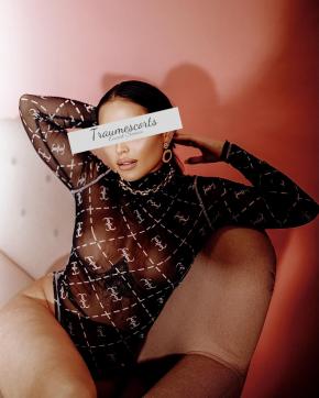 Nicola - Escort lady Munich 3