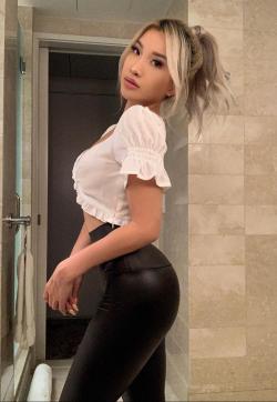 Yui - Escort ladies Tokio 1