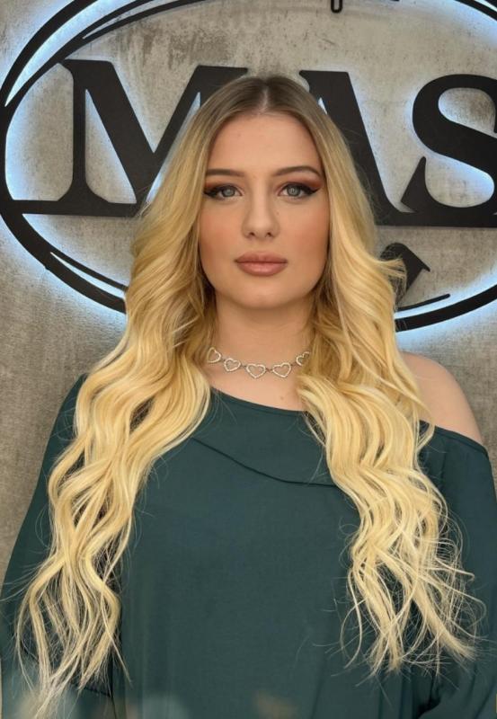 Isabella (20) - Escort lady in Kiel