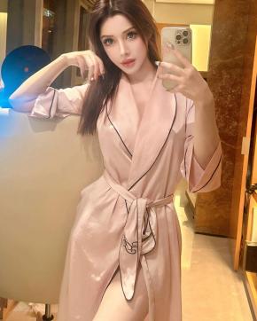 Kohinata - Escort lady Tokio 4