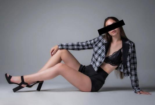 Janine - Escort lady Hamburg 9