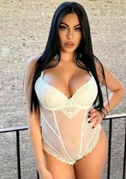 Ivy - Escort lady London 3