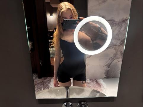 Faye Vale - Escort lady Vilnius 18